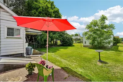 1612 Hanna St, New Castle, PA 16102 - Photo 24