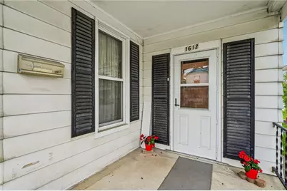 1612 Hanna St, New Castle, PA 16102 - Photo 2