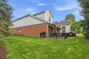 4702 Senate Ct, Adams Township, PA 16059 - Photo 6