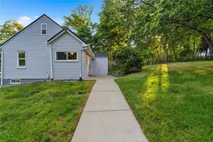 2913 E Bardonner Rd, Hampton, PA 15044 - Photo 28