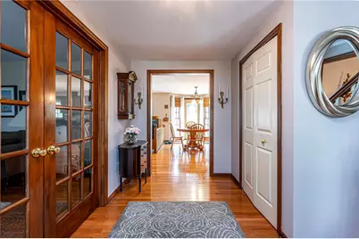 2244 Woodmont Dr, Murrysville, PA 15632 - Photo 4
