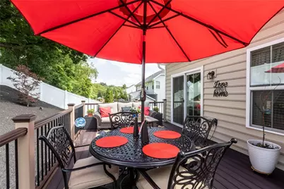 109 Brook Side Dr, Findlay Township, PA 15026 - Photo 38