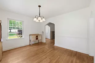 215 Twin Oaks Dr, Pine Township, PA 15090 - Photo 12