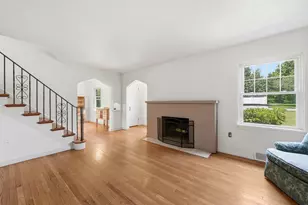 215 Twin Oaks Dr, Pine Township, PA 15090 - Photo 10