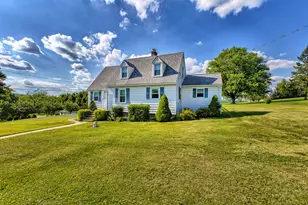 139 Holly Place Rd, Mount Pleasant Township, PA 15666 - Photo 2