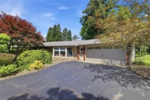 13 Penderyn Dr, Shenango Township, PA 16159 - Photo 34