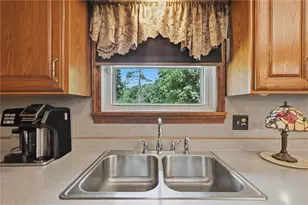 13 Penderyn Dr, Shenango Township, PA 16159 - Photo 8