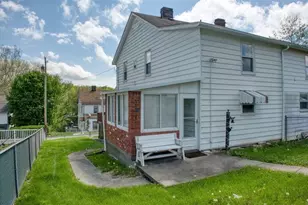 51 Sycamore St, Cecil, PA 15350 - Photo 8