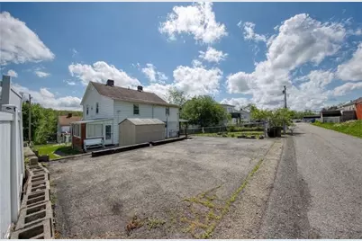 51 Sycamore St, Cecil, PA 15350 - Photo 6