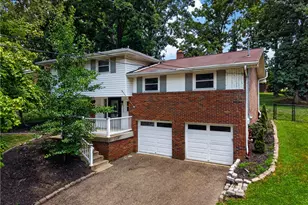 121 S Jamestown Rd, Moon/Crescent Twp, PA 15108 - Photo 2
