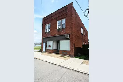 808 Miller Avenue, Clairton, PA 15025 - Photo 2