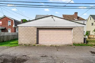 444 Russellwood Ave, McKees Rocks, PA 15136 - Photo 2