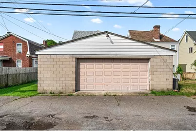 444 Russellwood Ave, McKees Rocks, PA 15136 - Photo 2