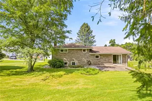 220 Water St, Donegal, PA 15628 - Photo 6