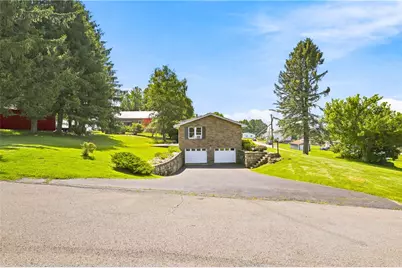 220 Water St, Donegal, PA 15628 - Photo 4