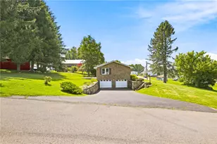 220 Water St, Donegal, PA 15628 - Photo 4