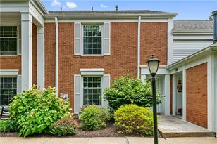 1818 Foxcroft Ln, Pittsburgh, PA 15101 - Photo 2