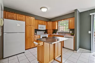 1818 Foxcroft Ln #805, Pittsburgh, PA 15101 - Photo 10