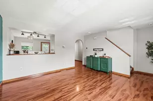 602 Sunset Cir, Cranberry Township, PA 16066 - Photo 6