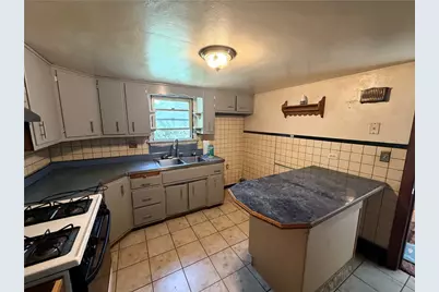 1861 Malerie Ln, Forward Township, PA 15063 - Photo 6