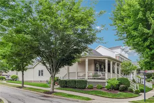 532 Paddington Ln, Cranberry Township, PA 16066 - Photo 2