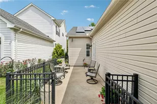 532 Paddington Ln, Cranberry Township, PA 16066 - Photo 30