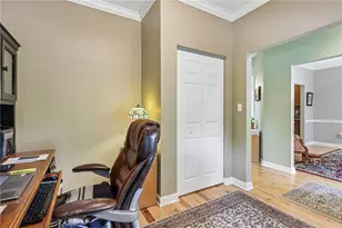 532 Paddington Ln, Cranberry Township, PA 16066 - Photo 10