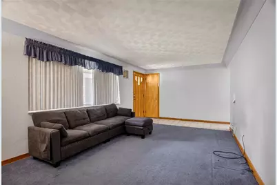 616 Laura Avenue, West Mifflin, PA 15122 - Photo 4