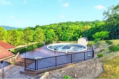 218 Blosser Hill Rd, Springfield Township, PA 15451 - Photo 6