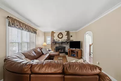 312 Charles Ave, New Kensington, PA 15068 - Photo 8