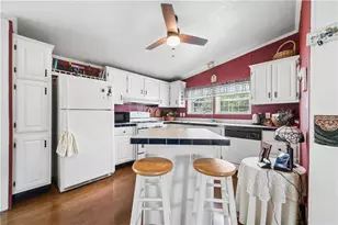 524 N 5th St, Youngwood, PA 15697 - Photo 8