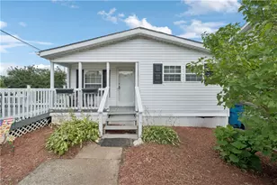 524 N 5th St, Youngwood, PA 15697 - Photo 1