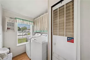 524 N 5th St, Youngwood, PA 15697 - Photo 28