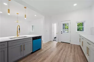 731 Mellon St, Pittsburgh, PA 15206 - Photo 10