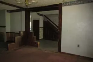 118 Center Ave, Burgettstown Boro, PA 15021 - Photo 6