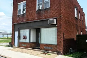 808 Miller Ave, Clairton, PA 15025 - Photo 2