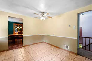 6148 Great Dane Dr, Bethel Park, PA 15102 - Photo 10