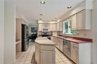 122 Trotwood Dr, Monroeville, PA 15146 - Photo 14