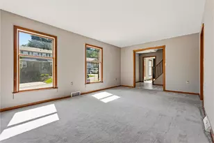 108 Meadow Heights Dr, Pittsburgh, PA 15215 - Photo 6