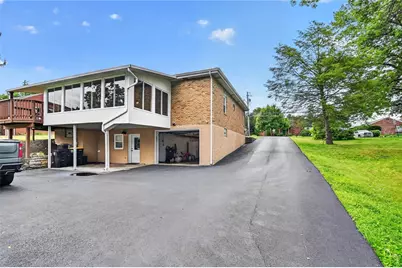 134 Meadowbrook Dr, Bethel Park, PA 15102 - Photo 32