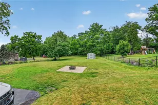 134 Meadowbrook Dr, Bethel Park, PA 15102 - Photo 30