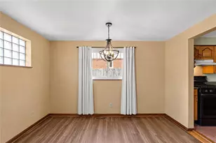 1035 Sanda Dr, Pittsburgh, PA 15227 - Photo 2