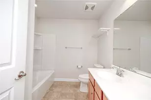 228 Oakmont Dr, Ross Twp, PA 15229 - Photo 24
