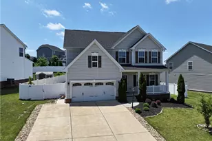 228 Oakmont Dr, Ross Twp, PA 15229 - Photo 2