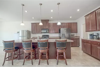 228 Oakmont Drive, Ross Twp, PA 15229 - Photo 4