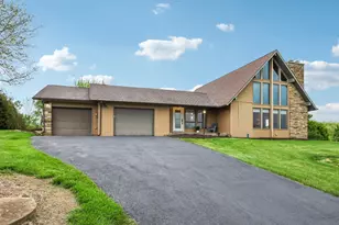 128 Southwood Dr, South Union Township, PA 15401 - Photo 2
