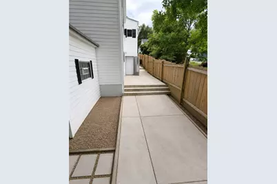 246 Freidel St, Whitaker, PA 15120 - Photo 4
