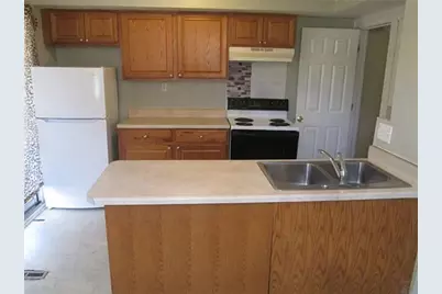 1200 Holmes St, McKees Rocks, PA 15136 - Photo 4
