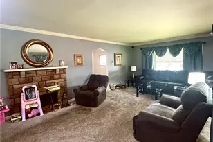 220 W Winter Ave, New Castle, PA 16101 - Photo 4