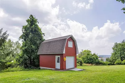 1 Swallow Hill Rd, Carnegie, PA 15106 - Photo 10